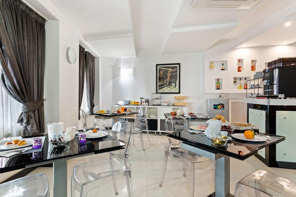 Golden Hotel Napoli Ngoại thất bức ảnh
