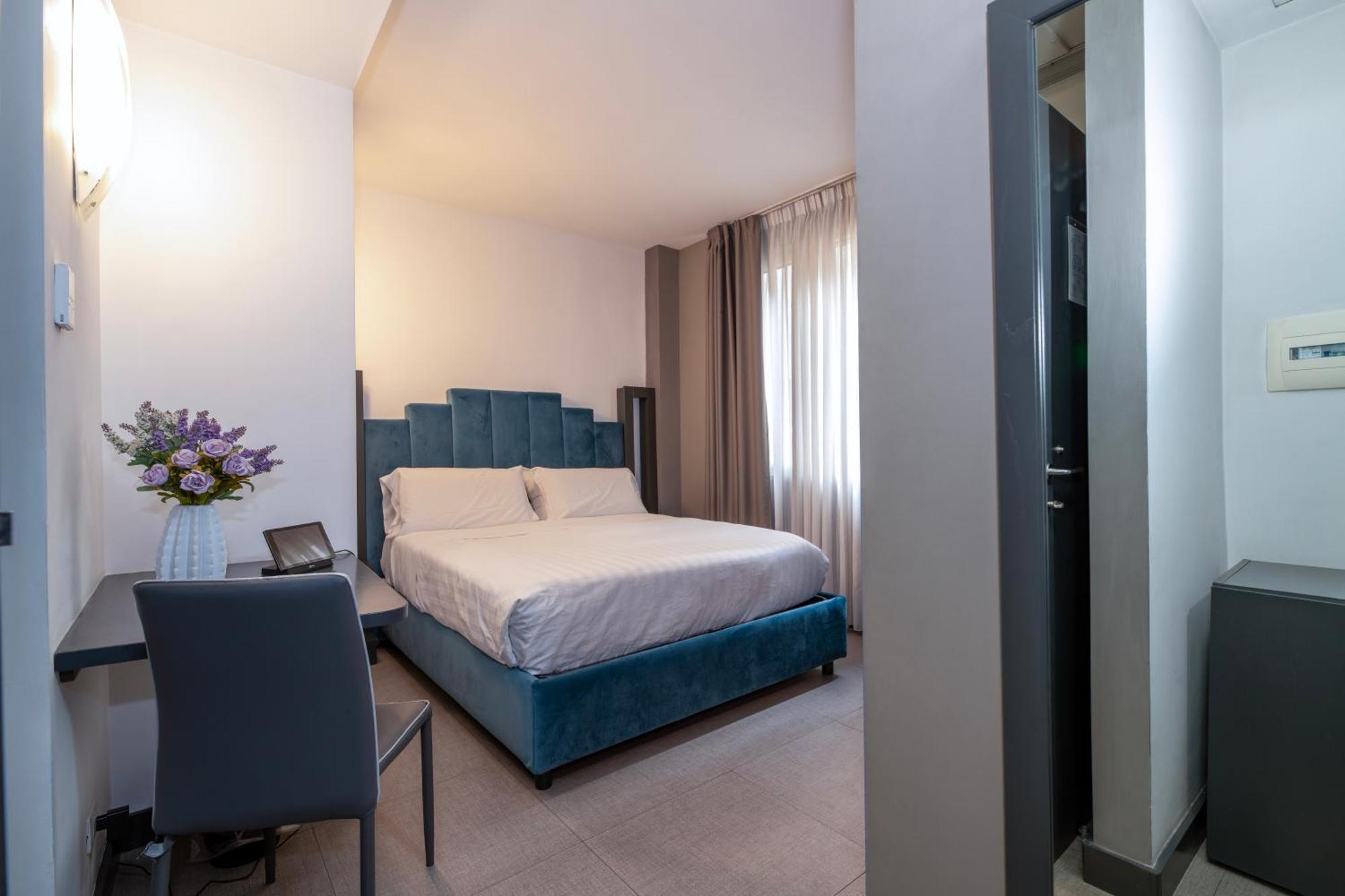 Golden Hotel Napoli Ngoại thất bức ảnh