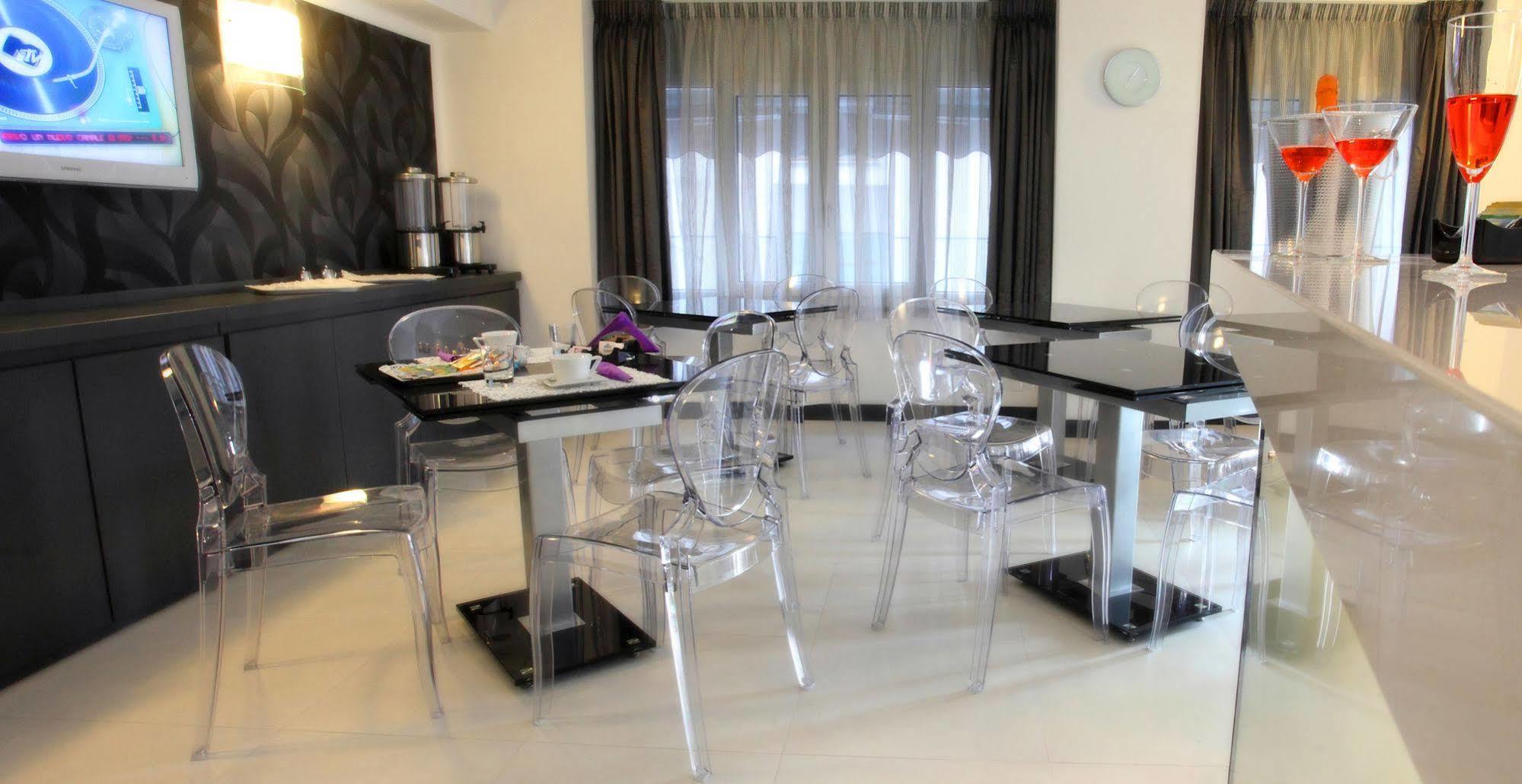 Golden Hotel Napoli Ngoại thất bức ảnh